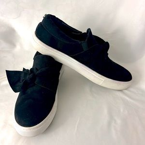 Steve Madden women’s black suede shoes.